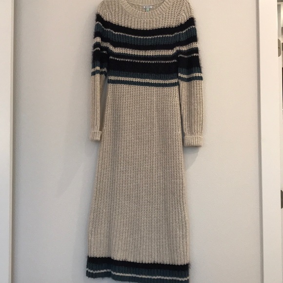 Susina Dresses & Skirts - Susina sweater dress